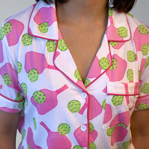 A close up view of the collar which is a fold-down notched collar 