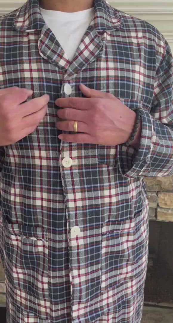 variant::red-white-blue Video showing how fast and easy it is open Willie J's Velcro Adaptive Pj set.Men's Cotton/Poly Velcro Adaptive Pajama Set in Red, White and Blue. Adaptive features include Velcro, Magnetic Buttons and a longer fly and removable drawstring. Arthritis clothing pajama set with velcro closure, magnetic buttons, elastic and drawstring waist elderly adaptive warm cotton/poly blend. Great Gifts for elderly Men with conditions that interfere with manual dexterity.